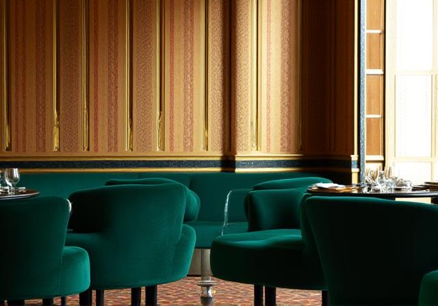 Interni eleganti in stile Art Deco del ristorante DecoDine a Roma